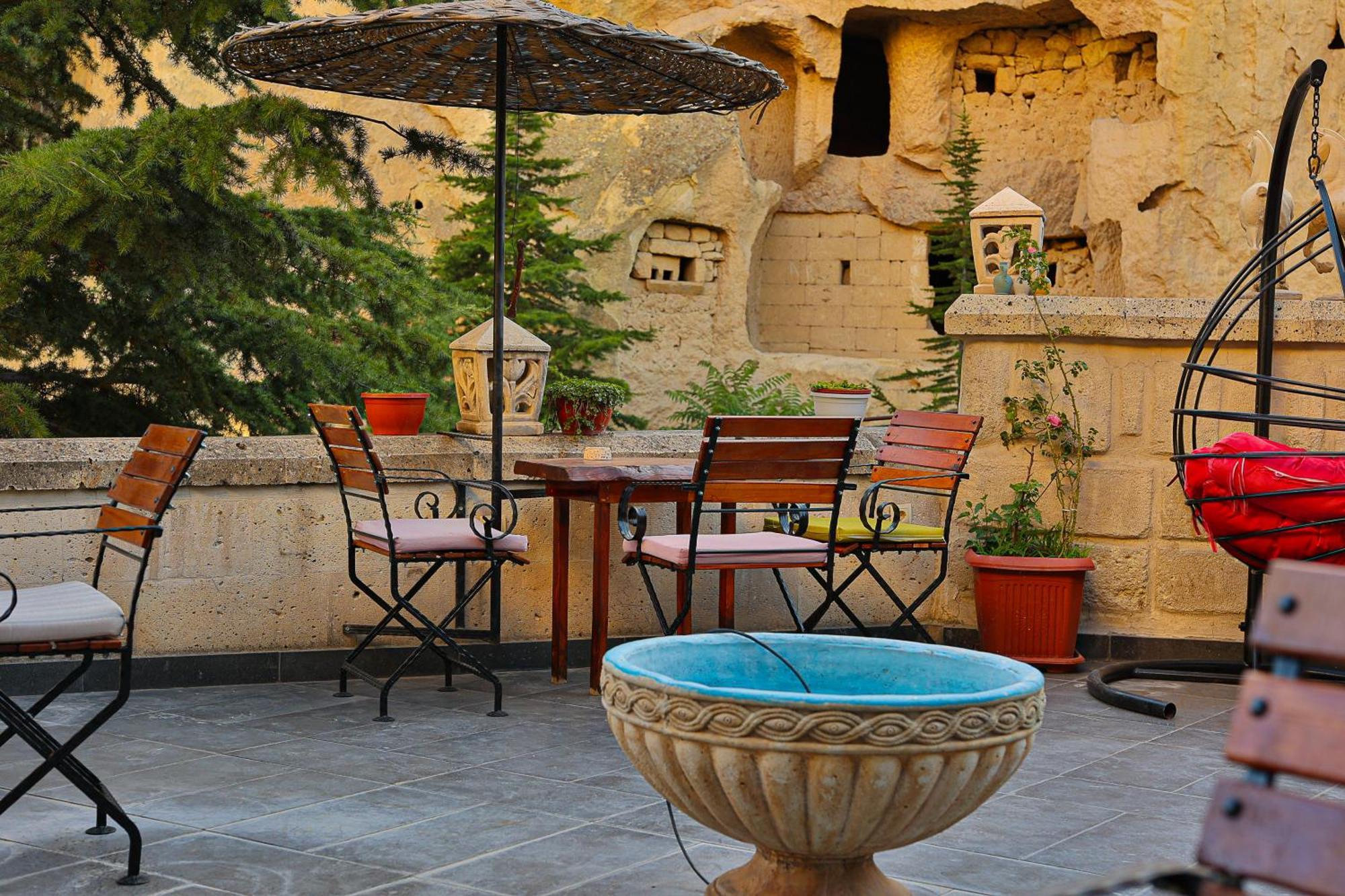 Demisos Caves Hotel Ürgüp Bagian luar foto