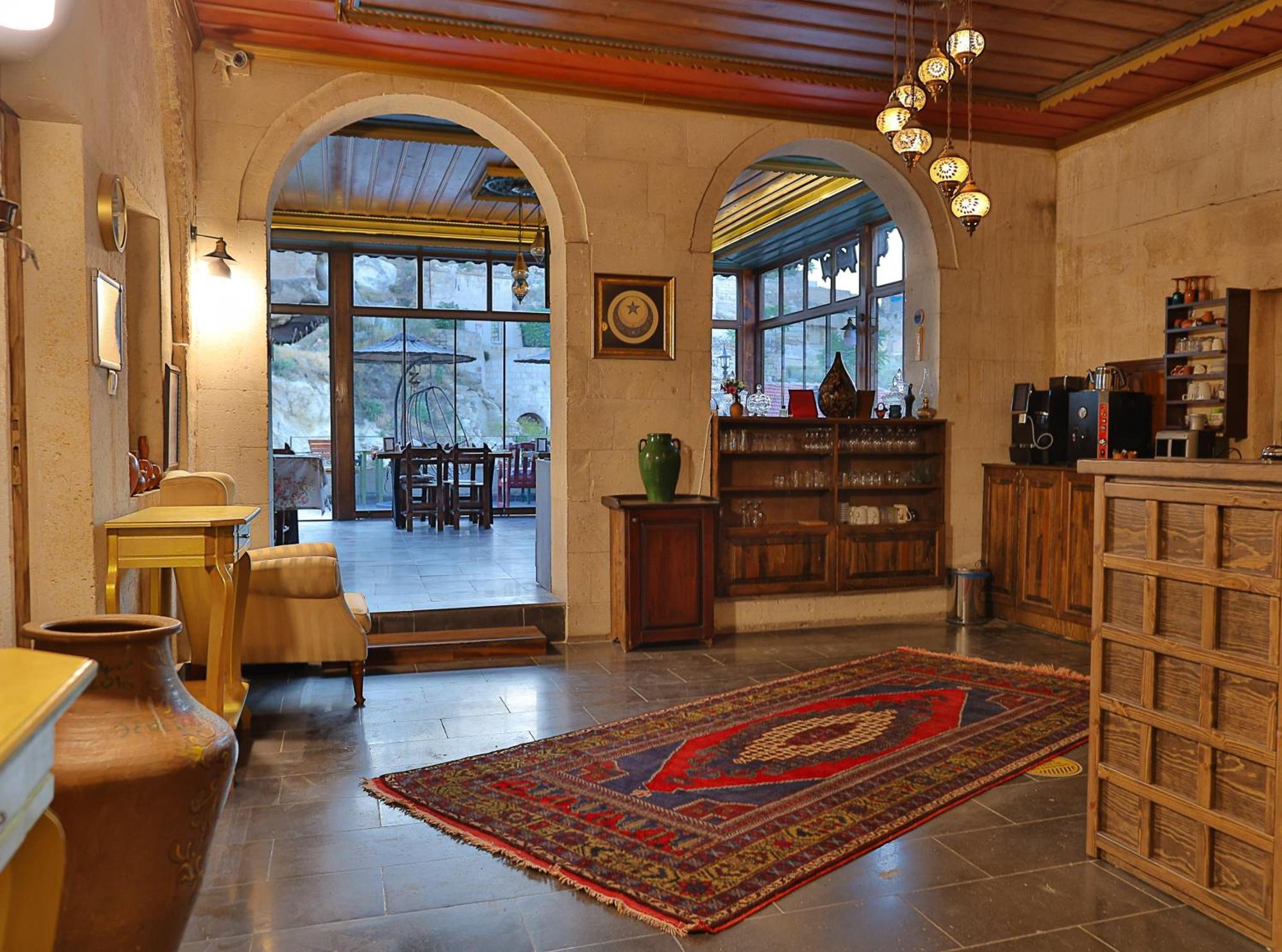 Demisos Caves Hotel Ürgüp Bagian luar foto