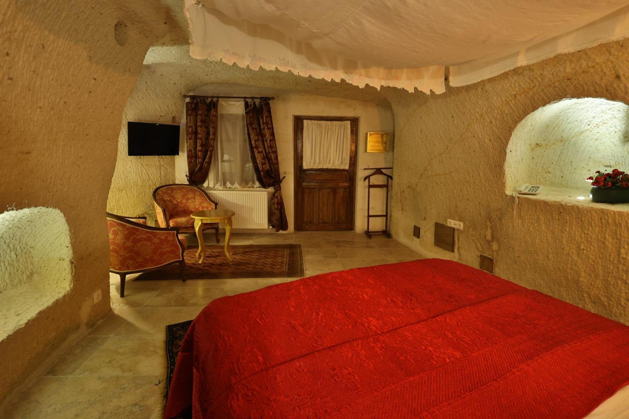 Demisos Caves Hotel Ürgüp Bagian luar foto
