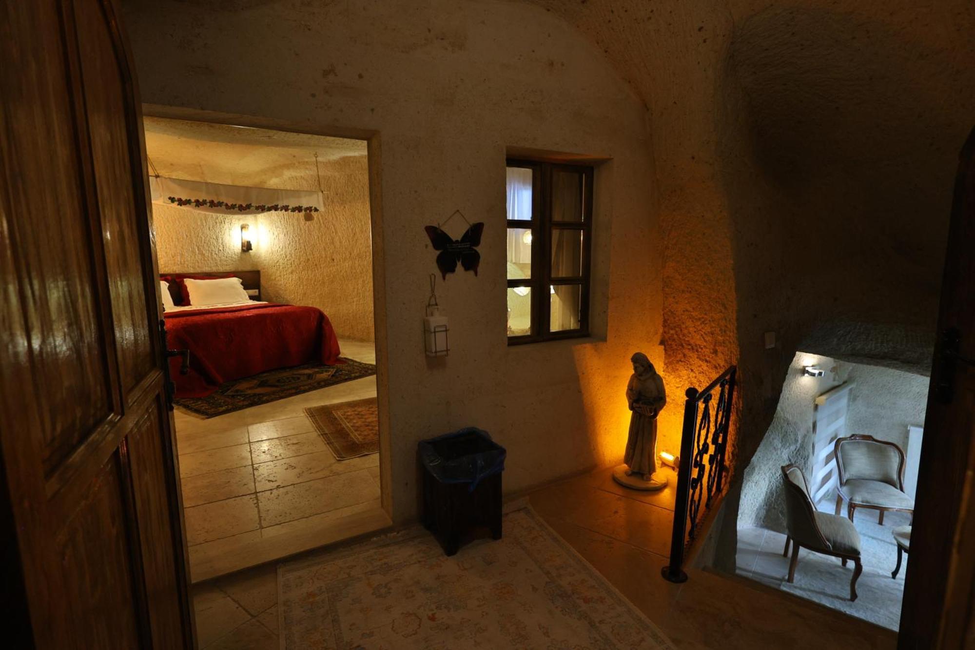 Demisos Caves Hotel Ürgüp Bagian luar foto