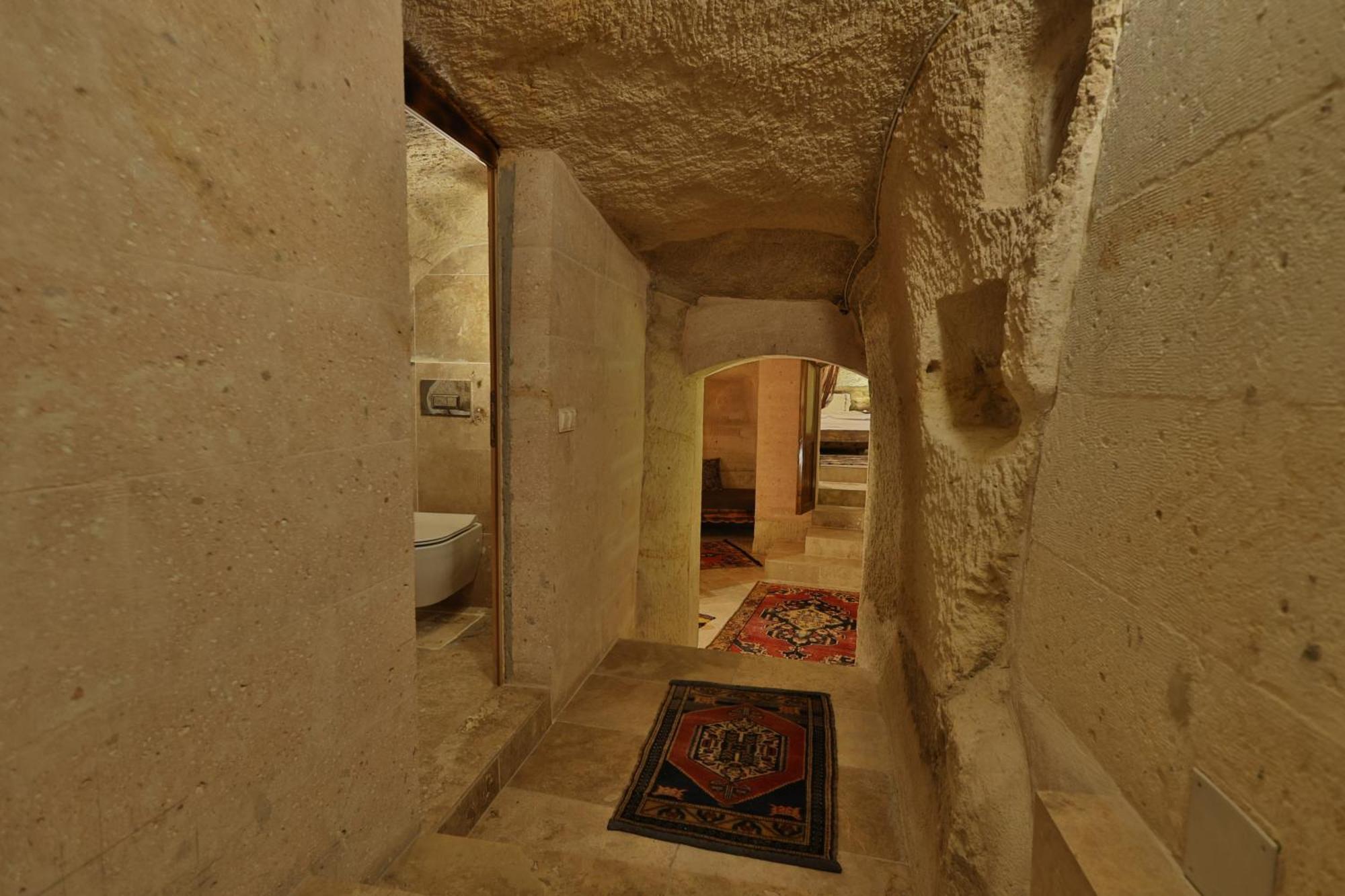 Demisos Caves Hotel Ürgüp Bagian luar foto