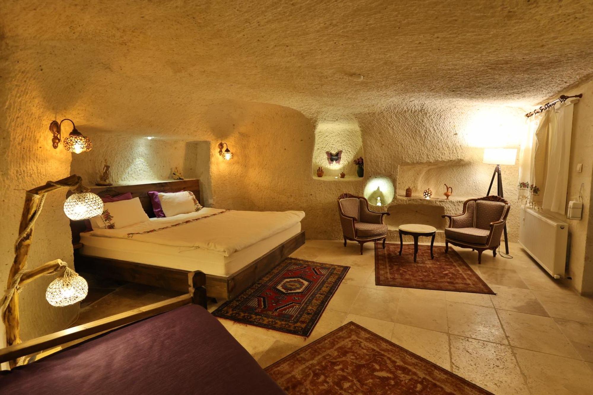 Demisos Caves Hotel Ürgüp Bagian luar foto